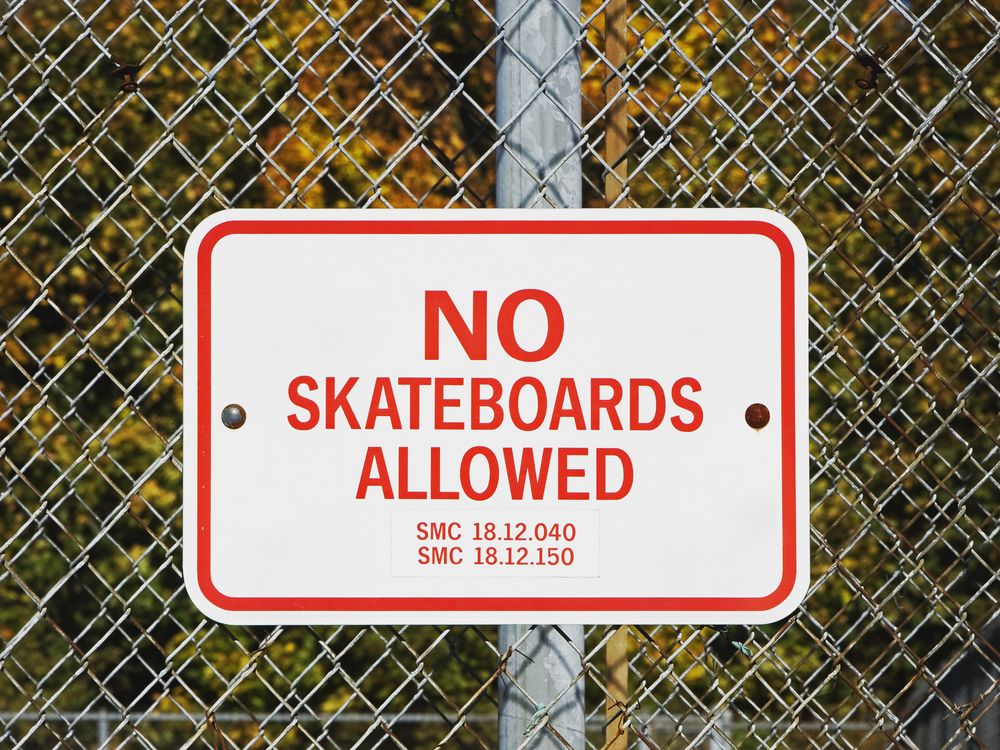 No skateboarding