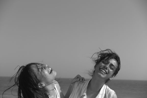 friends,happiness,love thumbnail