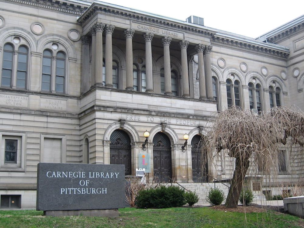 CarnegieLibraryPittsburgh.jpg