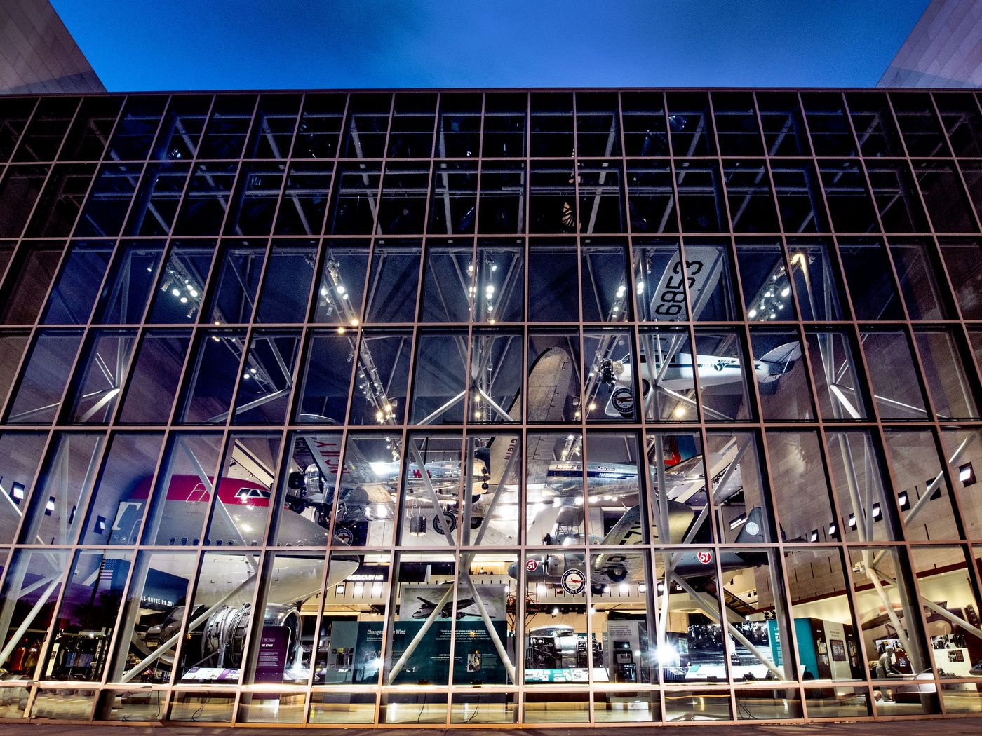 Exterior view of Air and Space Museum