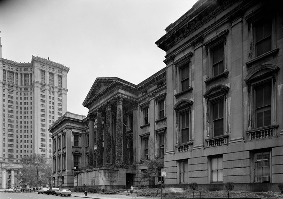 The condition of the main facade in 1979, showing absence of the main steps