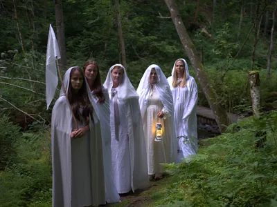 This Elven Choir in Sweden Sings Tolkien’s Middle-earth to Life image