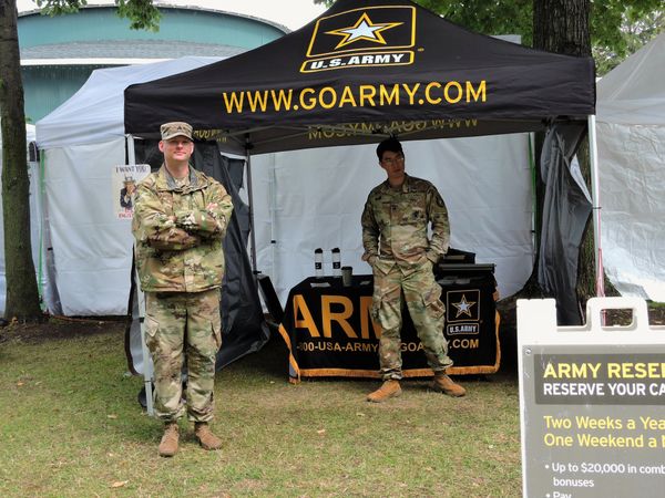 Army Recruiters at the County Fair thumbnail