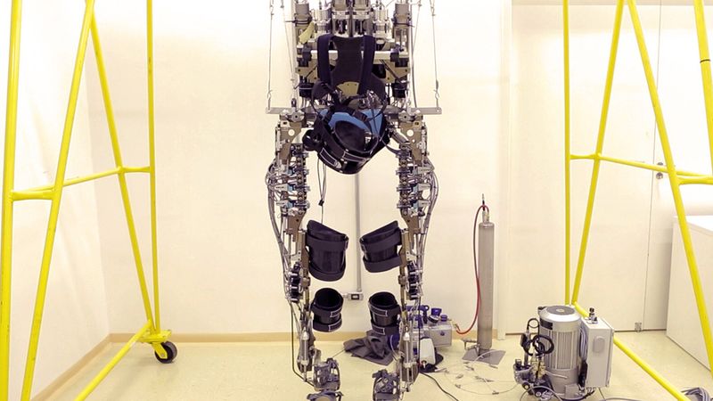 Mind-Controlled Technology Extends Beyond Exoskeletons | Smithsonian