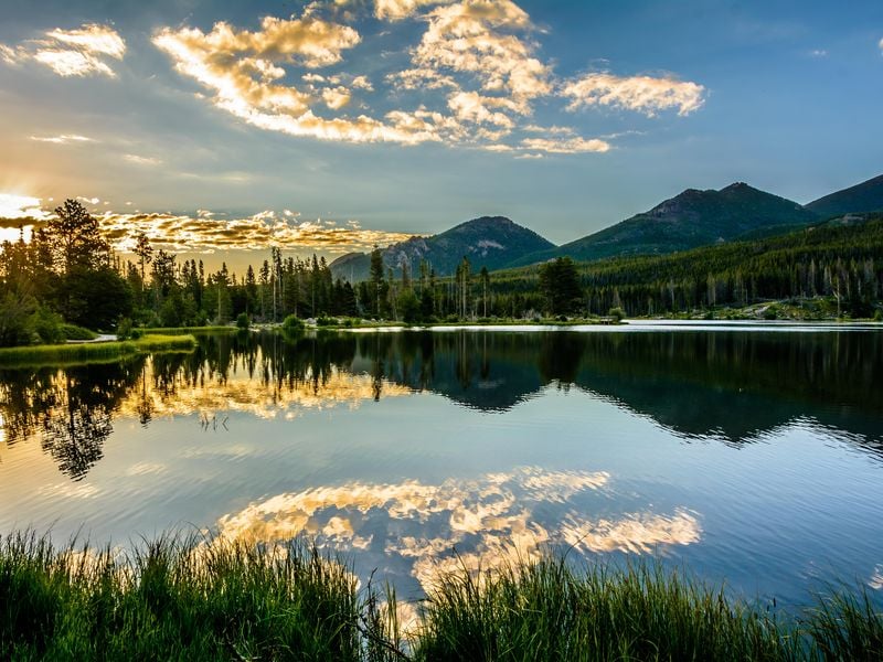 Sunrise at Sprague Lake in Rocky Mountain National Park | Smithsonian ...