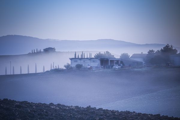 Morning Hues in Tuscany thumbnail