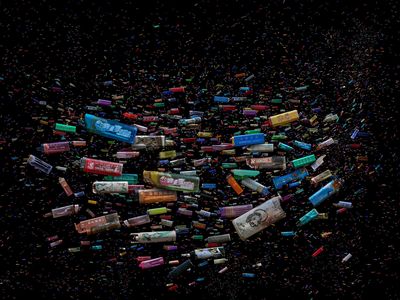 MAY2015_B05_HongKongPlastic.jpg