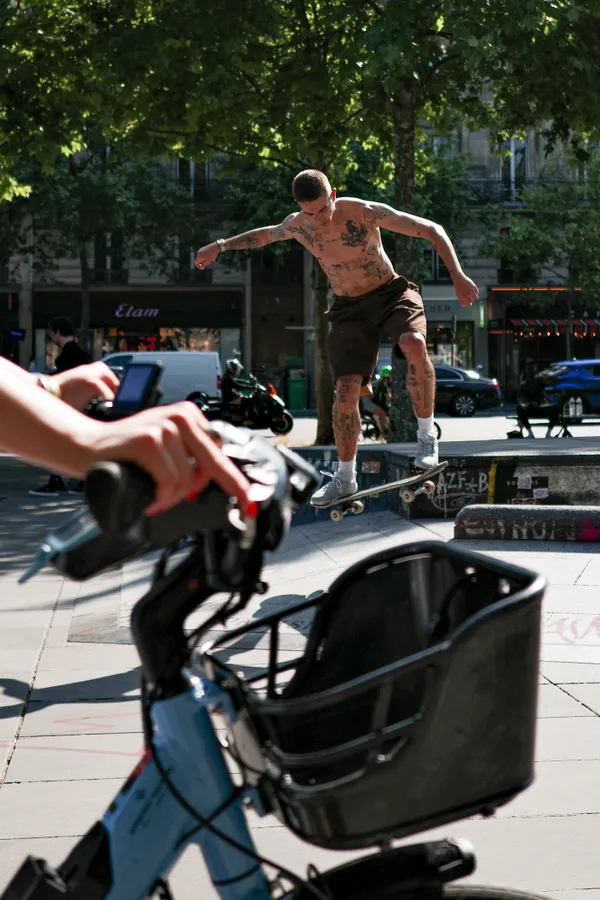 Skateboard thumbnail