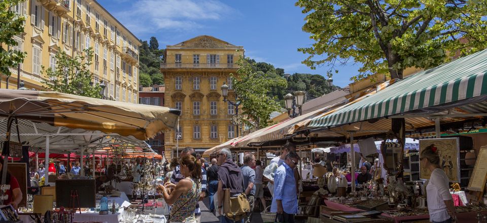  Old market in Nice 