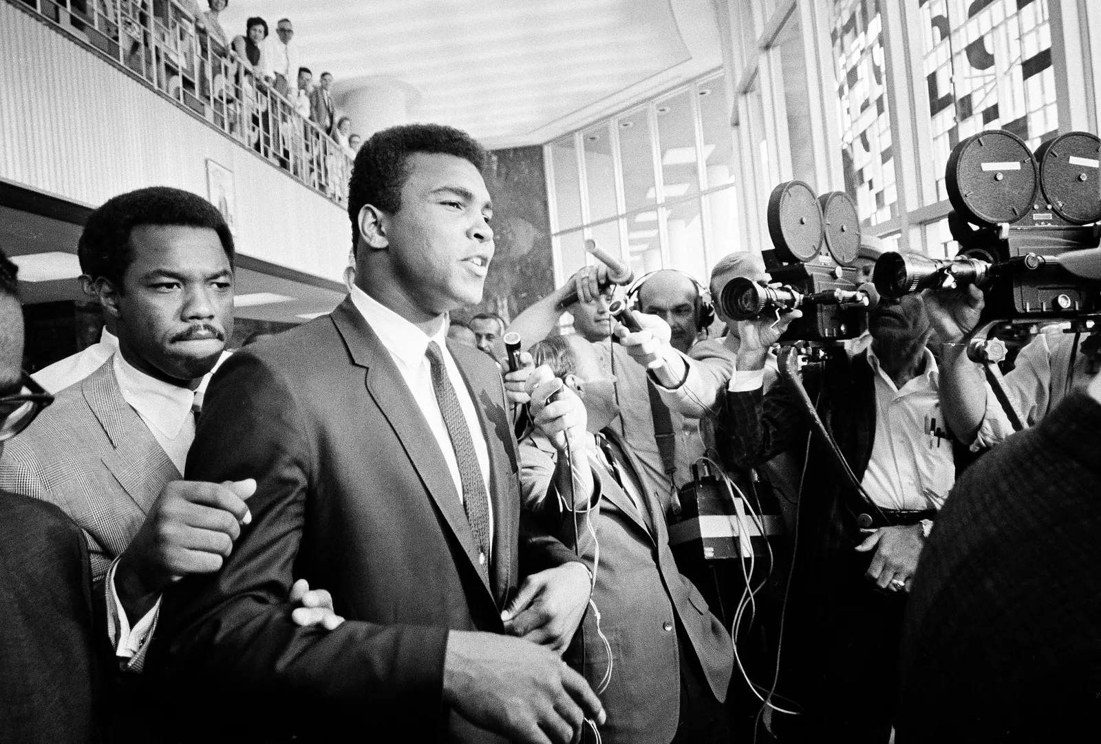 The Ties That Bind Muhammad Ali to the NFL Protests | History