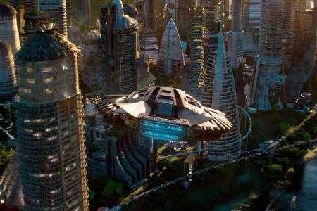 T’Challa’s Royal Talon Fighter flying above Wakanda in the film Black Panther. Credit: Marvel Studios.