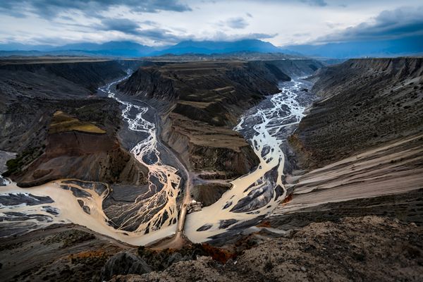 Veins of the earth thumbnail