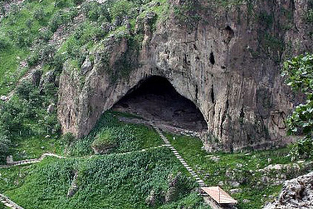 The entrance to Shanidar Cave in northern Iraq