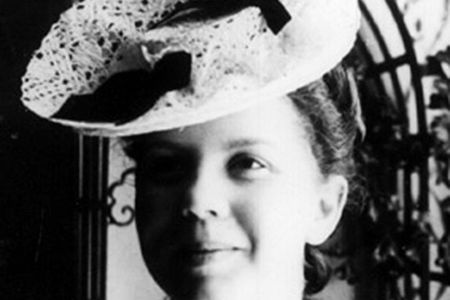 Jeannie Rousseau photographed in 1939 or 1940