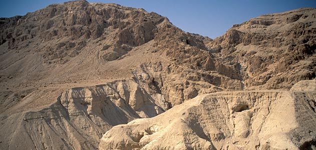 Who Wrote the Dead Sea Scrolls? | History| Smithsonian Magazine