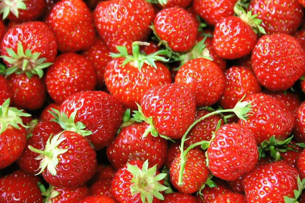 An image filled with strawberries