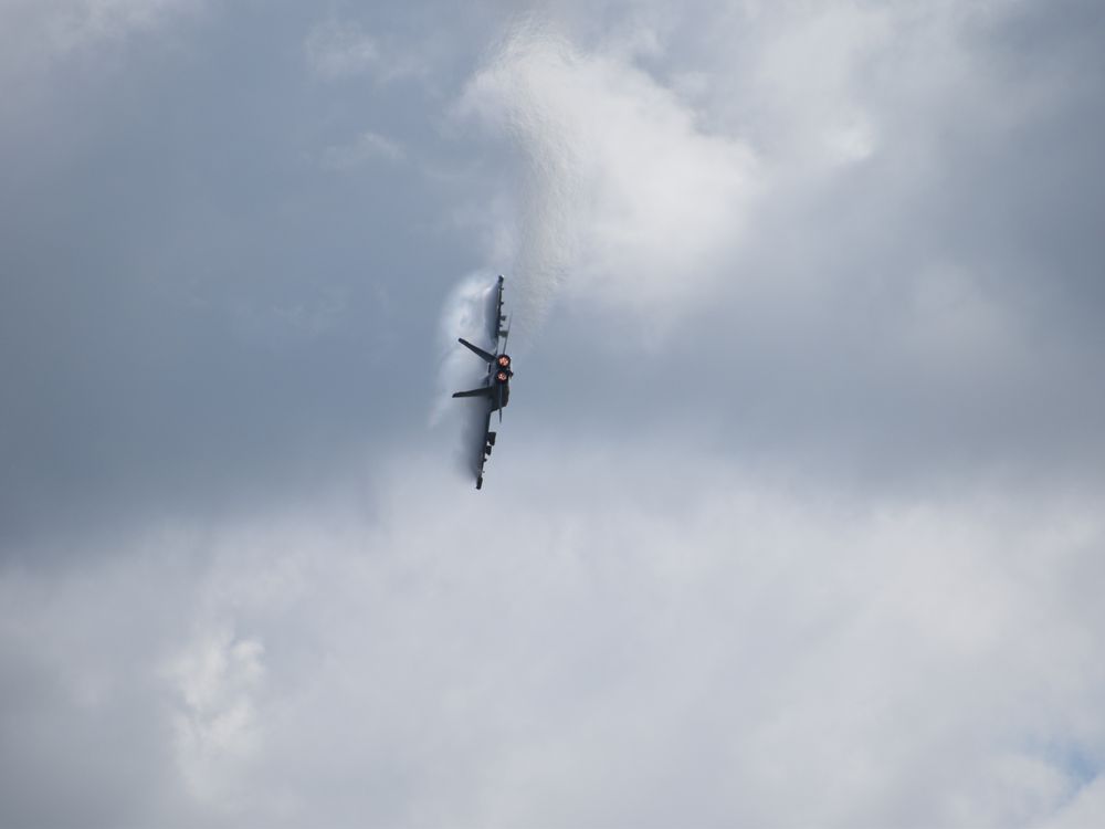 Pulling G's Smithsonian Photo Contest Smithsonian Magazine