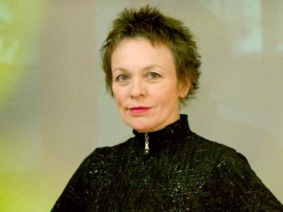 Avant-garde performance artist and pop icon Laurie Anderson.