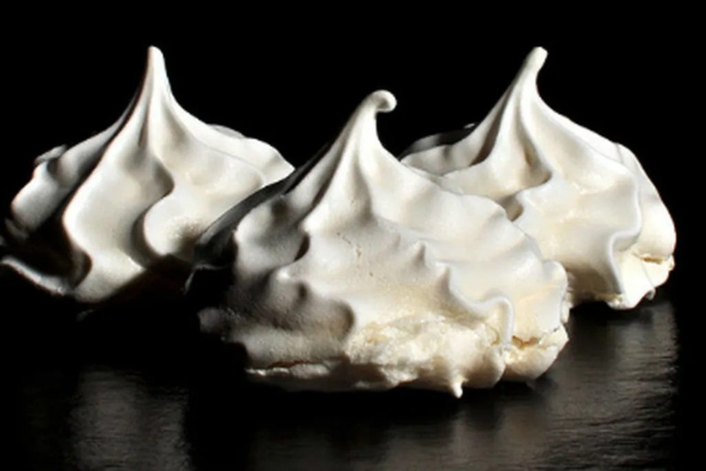 Meringue cookies