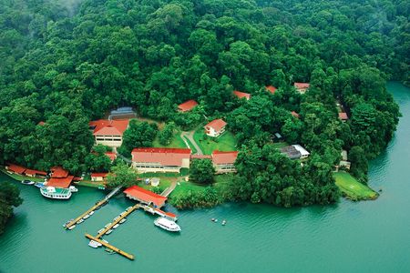 On June 3 live from Panama, Smithsonian Tropical Research Institute staff share their ground-breaking research on tropical forests and marine ecosystems.