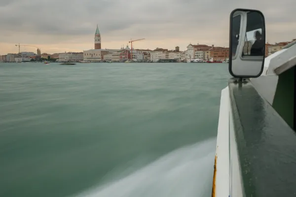 Vaporetto to San Zaccaria thumbnail