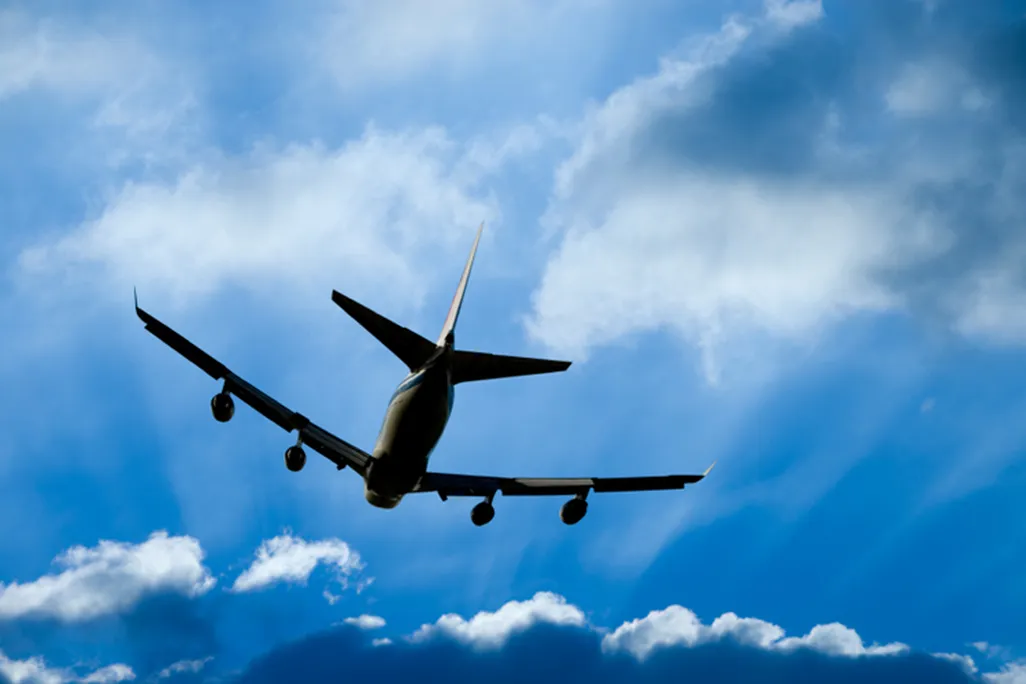 airliner-istock.jpg