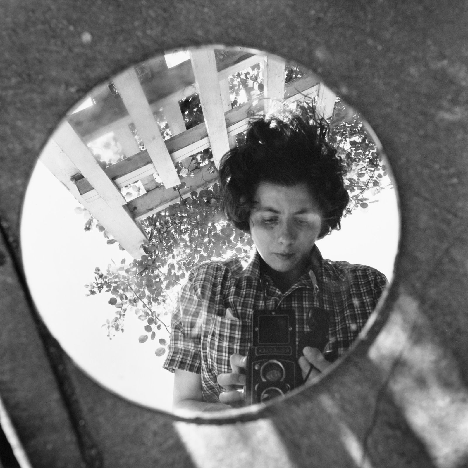 How Vivian Maier, the Enigmatic Nanny Who Took 150,000 Photographs, Found  Her Place in History | Smart News| Smithsonian Magazine