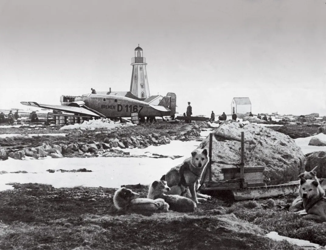 Bremen grounded by lighthouse