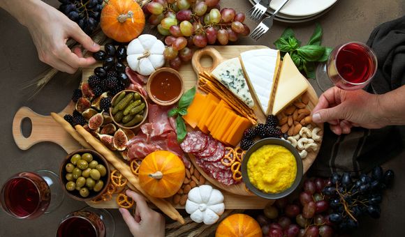 Sommelier Erik Segelbaum leads a guided tasting of the perfect wines to pair with the season’s traditional foods on Nov. 20.