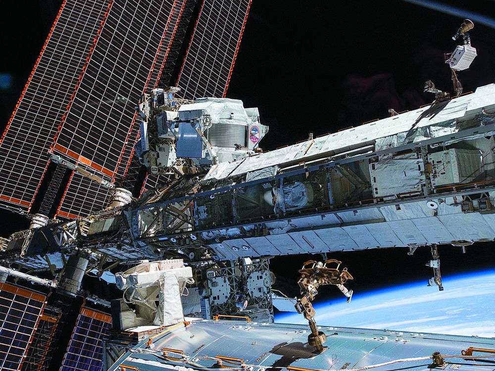 ams-international-space-station.jpg