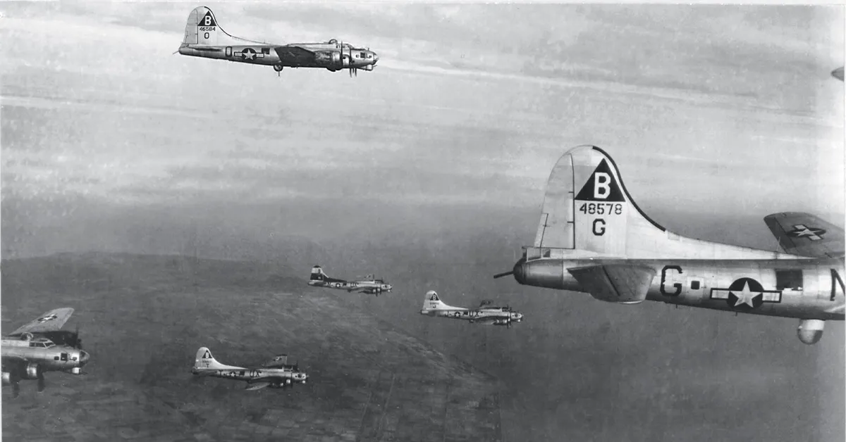 その他 WAR IN THE AIR 1939-1945 American Warplanes – Second World War (1939–1945) - War History