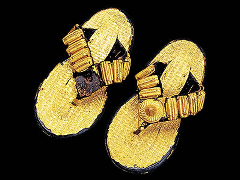 West African Gold: Out of the Ordinary | Arts & Smithsonian Magazine