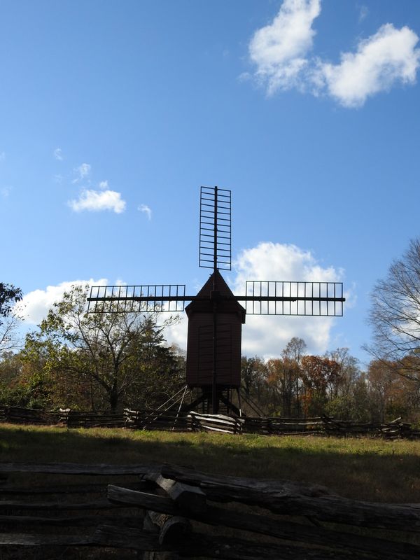 Windmill at Colonial Williamsburg thumbnail