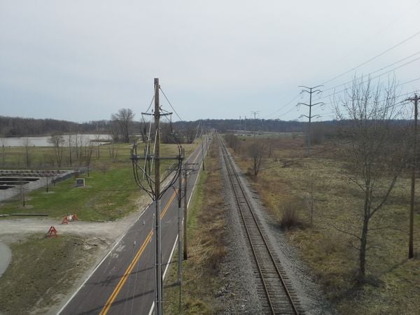 A view from above the tracks. thumbnail