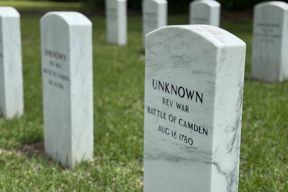 Graves of unidentified soldiers