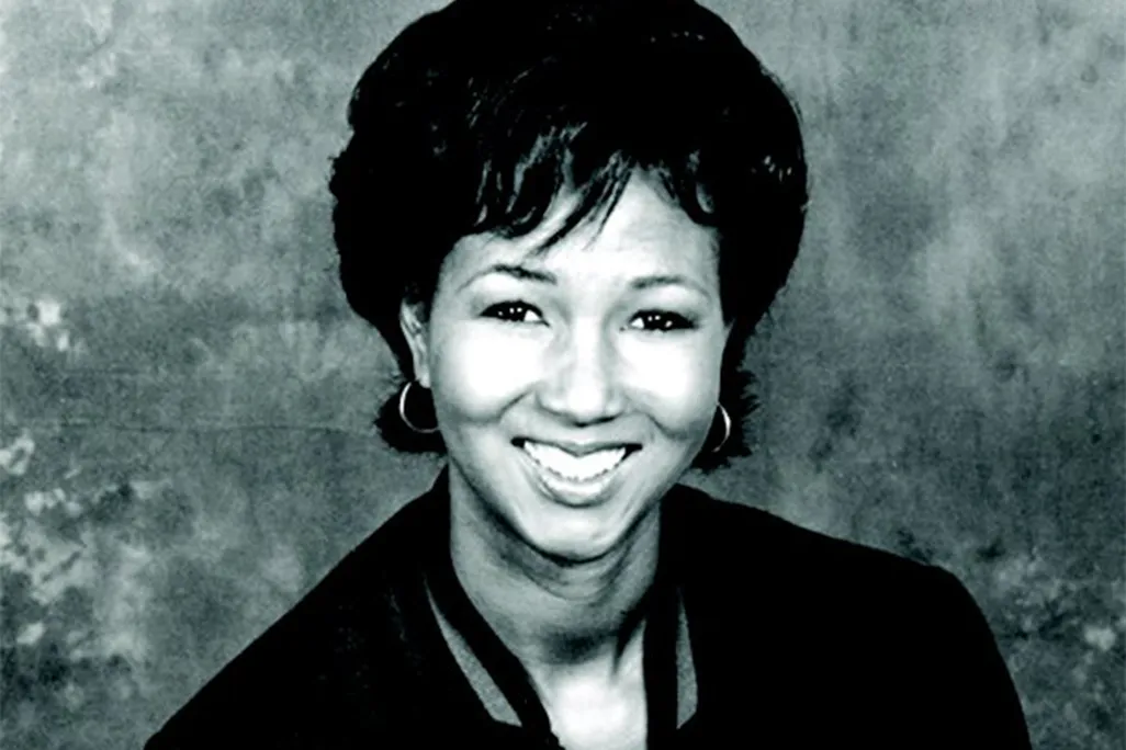 Mae-Jemison-800X600-Centered-FIH14-2.jpg