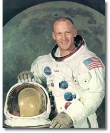 20110520102328aldrin.jpg