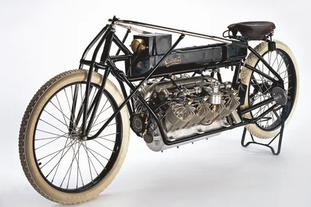 Designed in 1906, Glenn Curtiss&#39; first V-8 motorcycle required a longer, sturdier frame than any previous bike to support the massive weight of the engine.