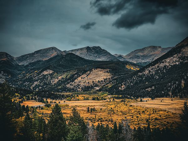 Capturing the fall colors in the Rockies thumbnail