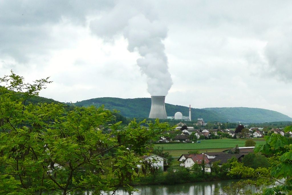 Swiss Nukes