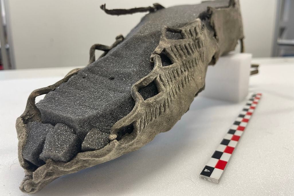 1,700-year-old sandal