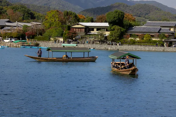 Stillnes In Motion thumbnail