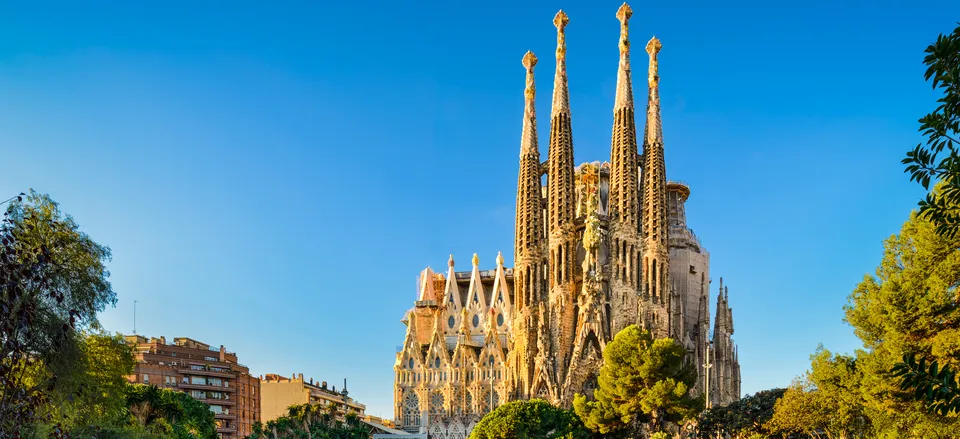  Gaudi's masterpiece, La Sagrada Familia 