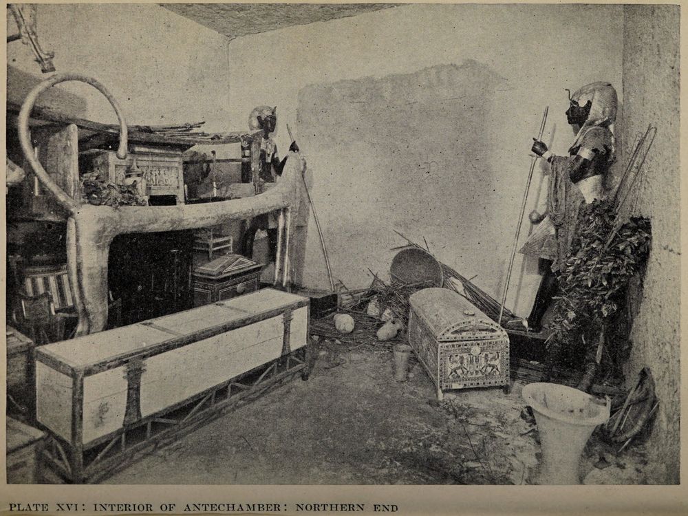 The northern end of Tutankhamun's antechamber, featuring a lion-headed couch