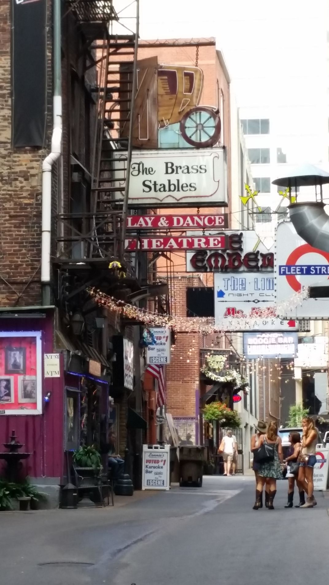 Printer's Alley by Day | Smithsonian Photo Contest | Smithsonian Magazine