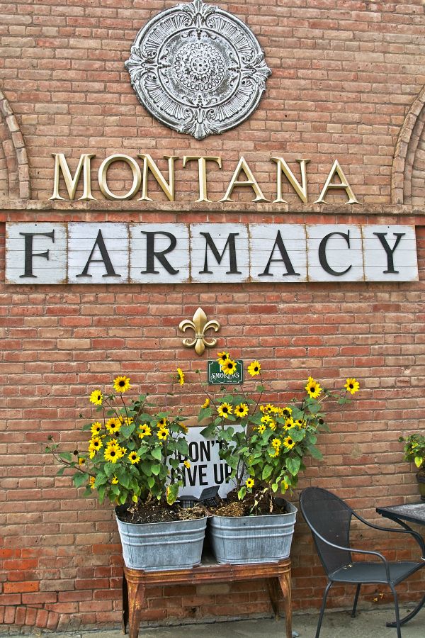Montana Small Town Pharmacy thumbnail
