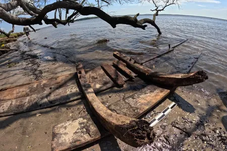 A large section of the possible La Fortuna shipwreck sits on the beach in southern North Carolina