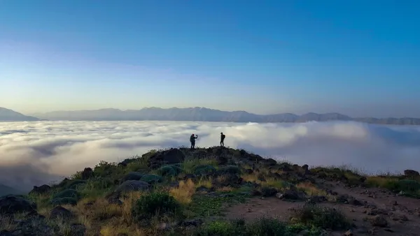 Tulip Plain, beautiful peak of Damavand thumbnail