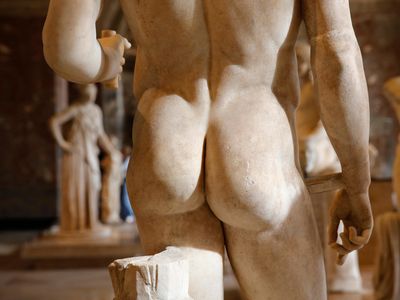 This shot of a statue from the Louvre is one of the least-shocking anus-related image we came up with.