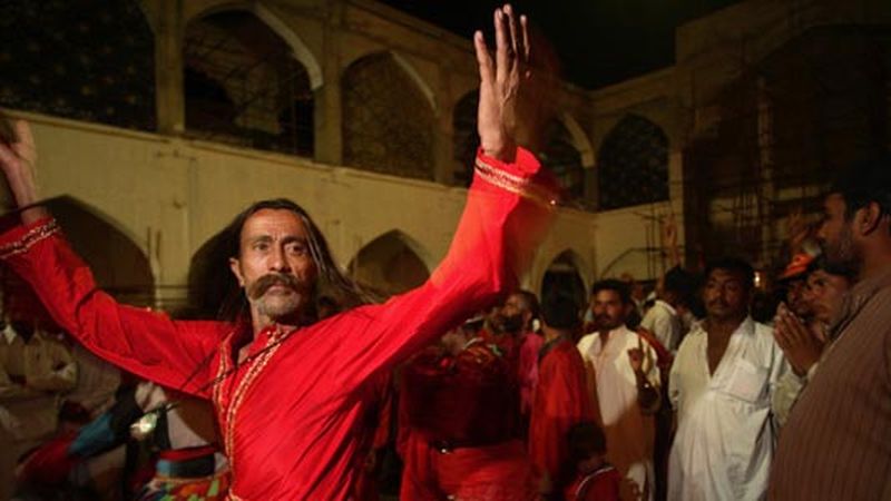 Pakistan's Sufis Preach Faith and Ecstasy | Arts & Culture